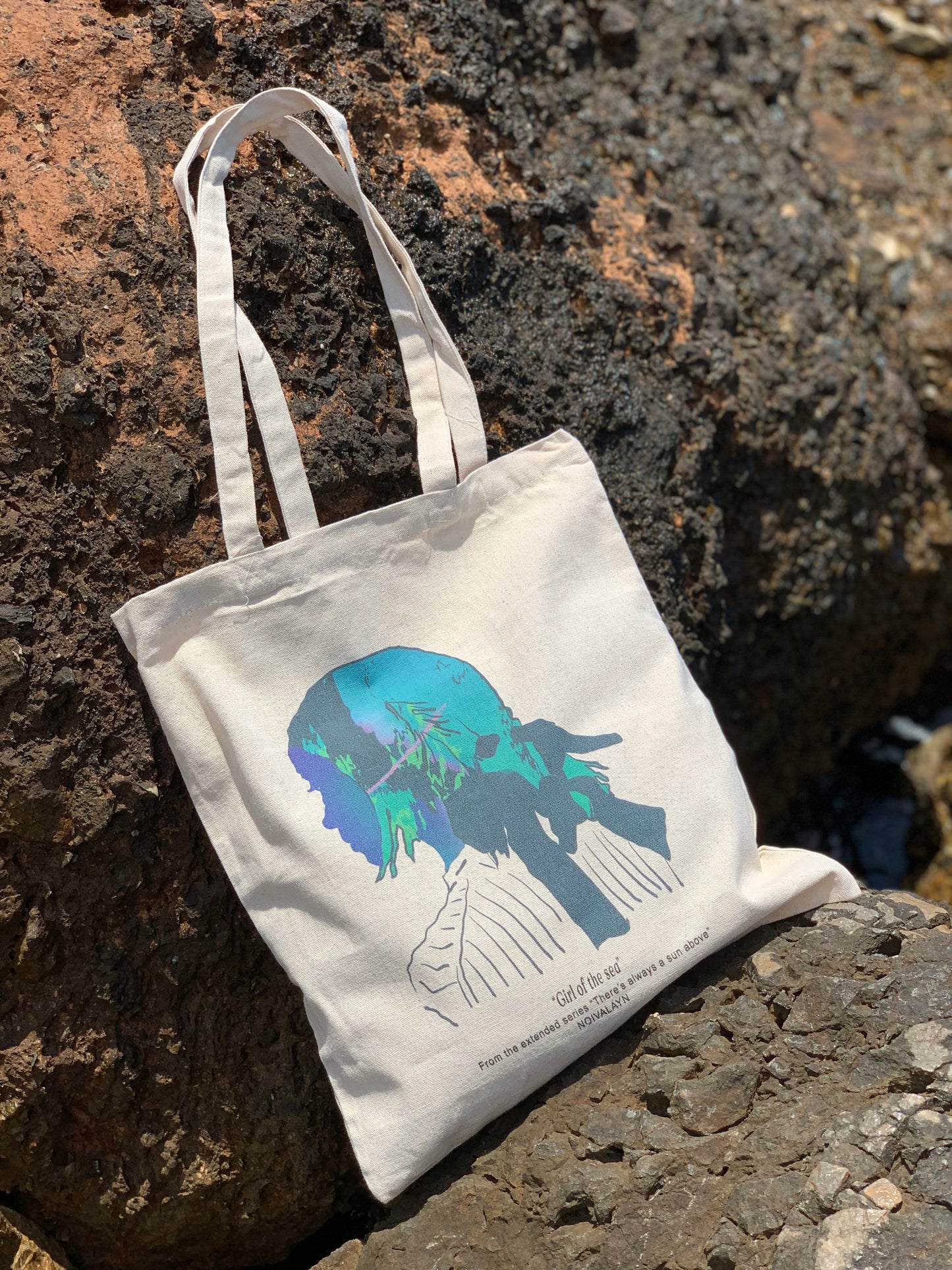 GIRL OF THE SEA TOTE BAG